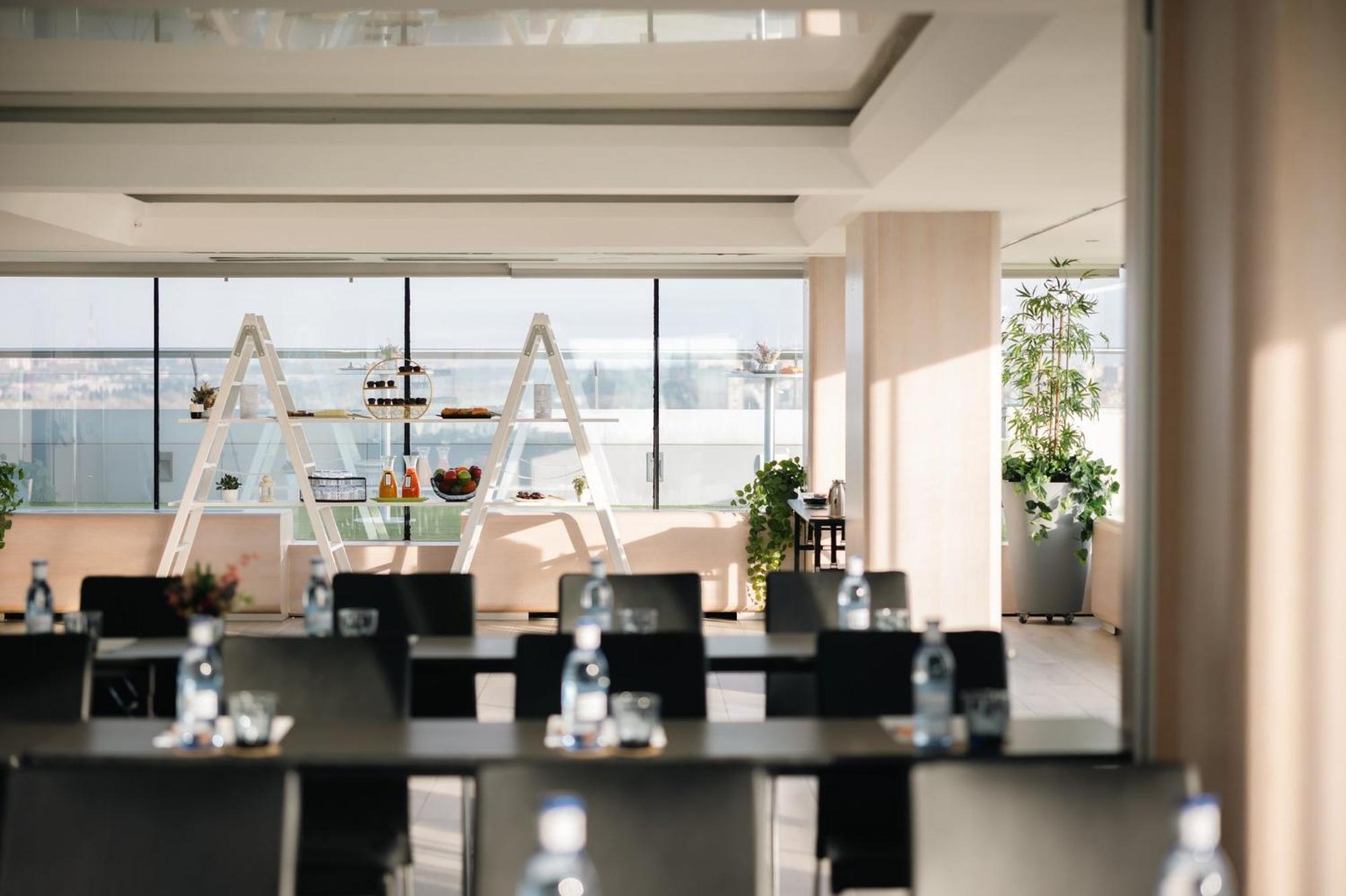 Voco Madrid Retiro By Ihg Hotel Luaran gambar